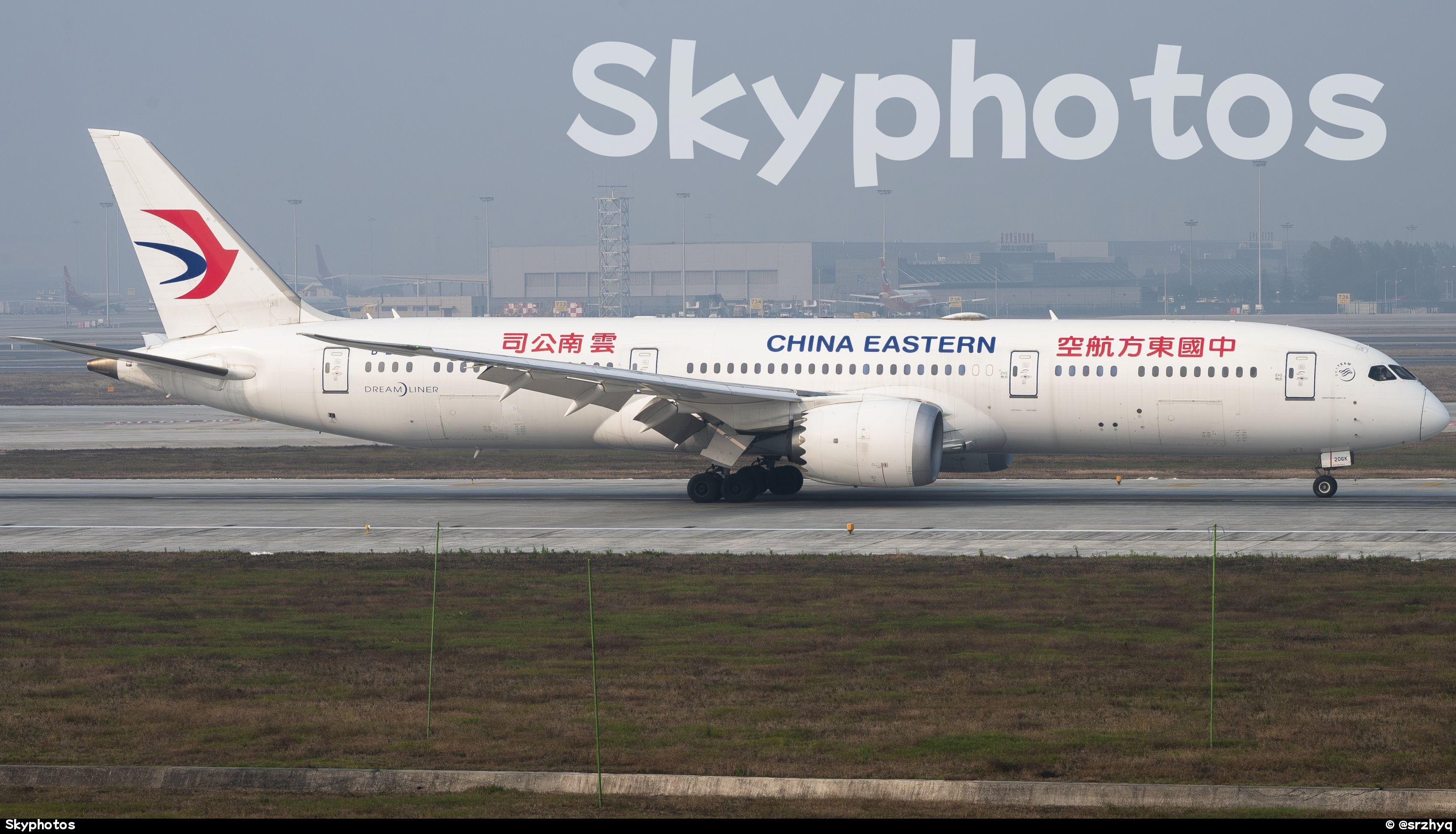 中国东方航空 B787-9