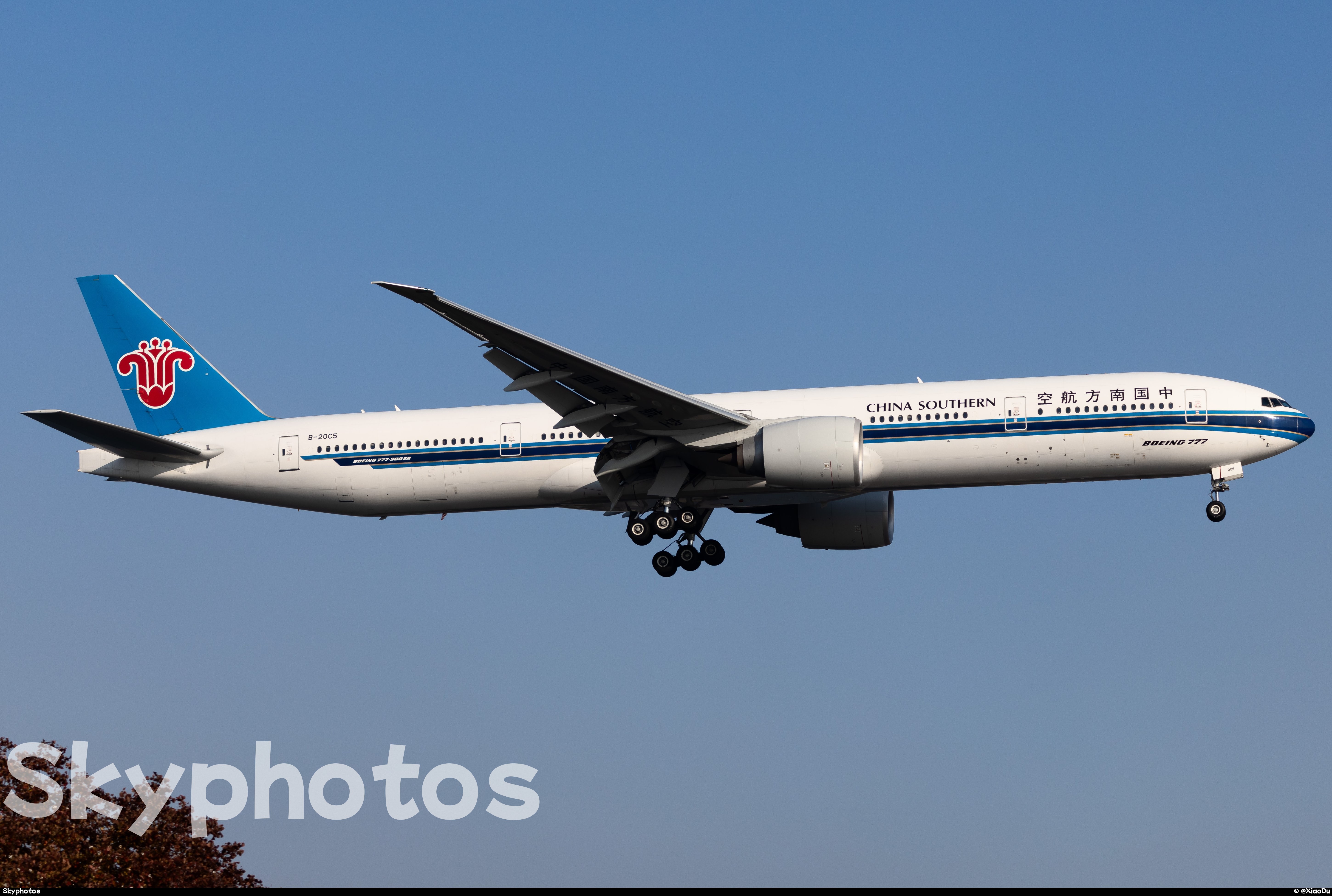 中国南方航空 B777-300ER