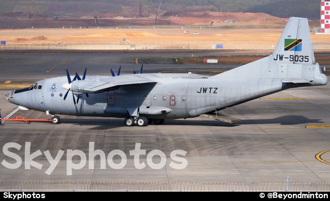 坦桑尼亚空军 Y-8C