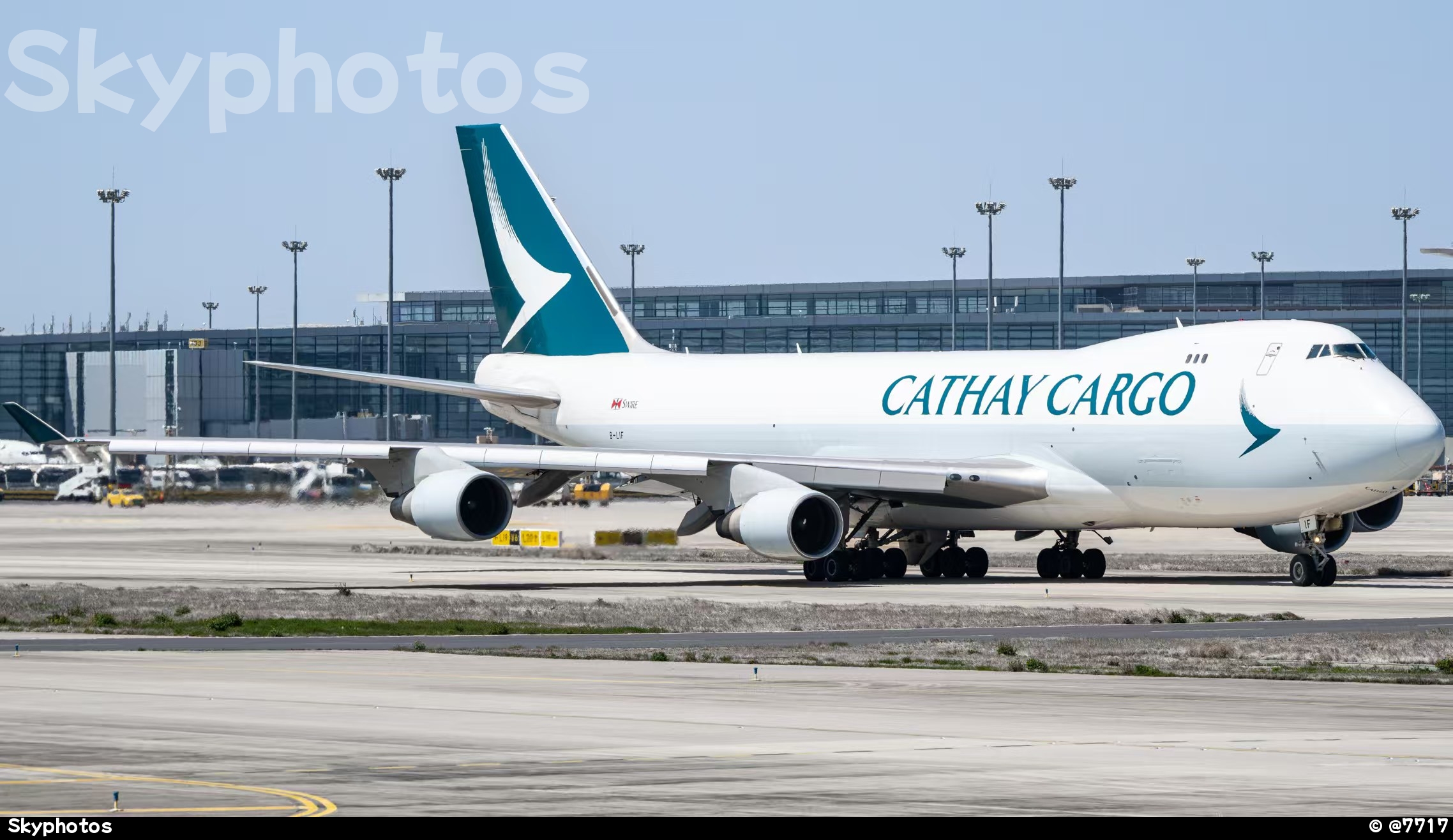 国泰航空 B747-467(ERF)