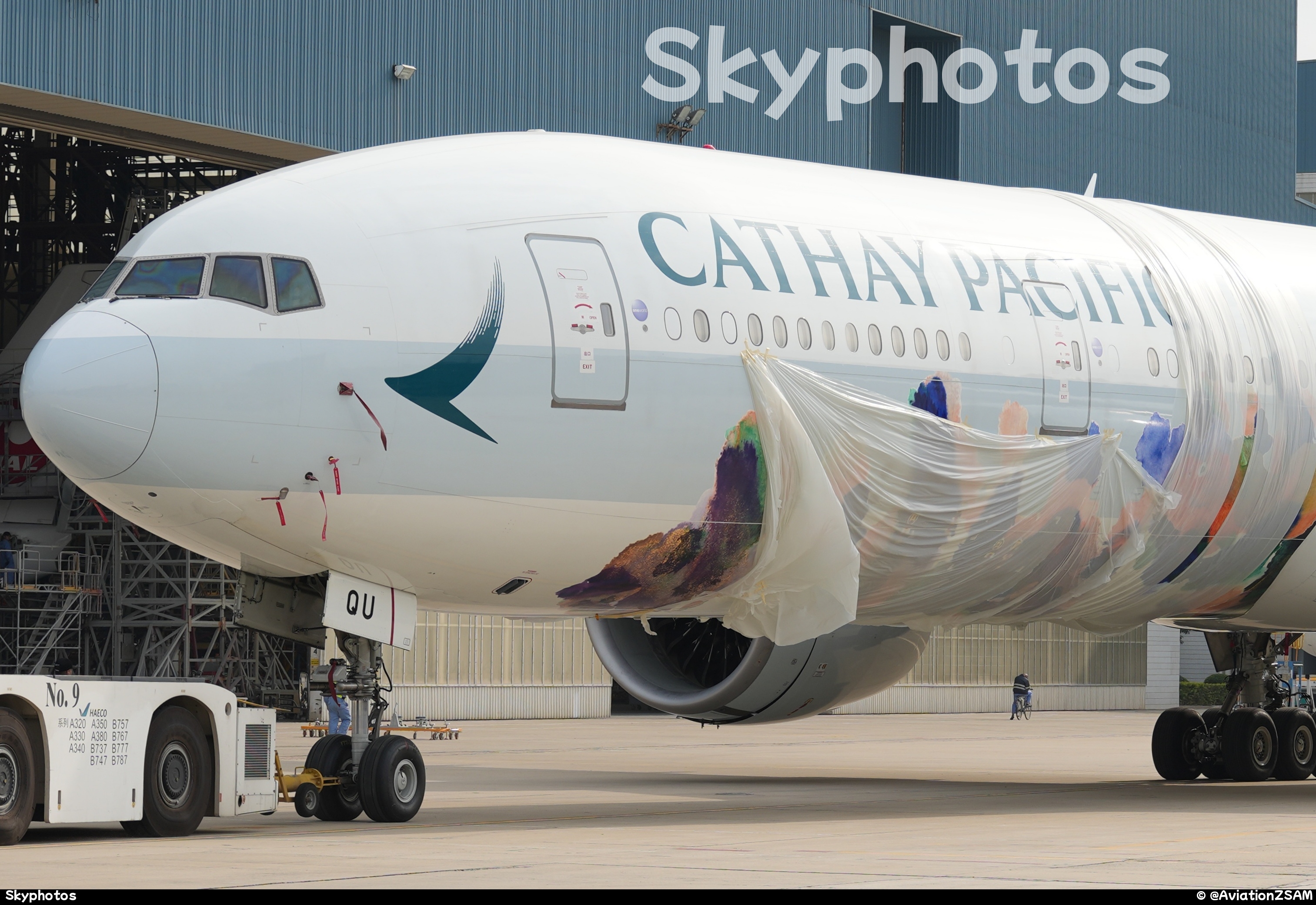 国泰航空 B777-367(ER)