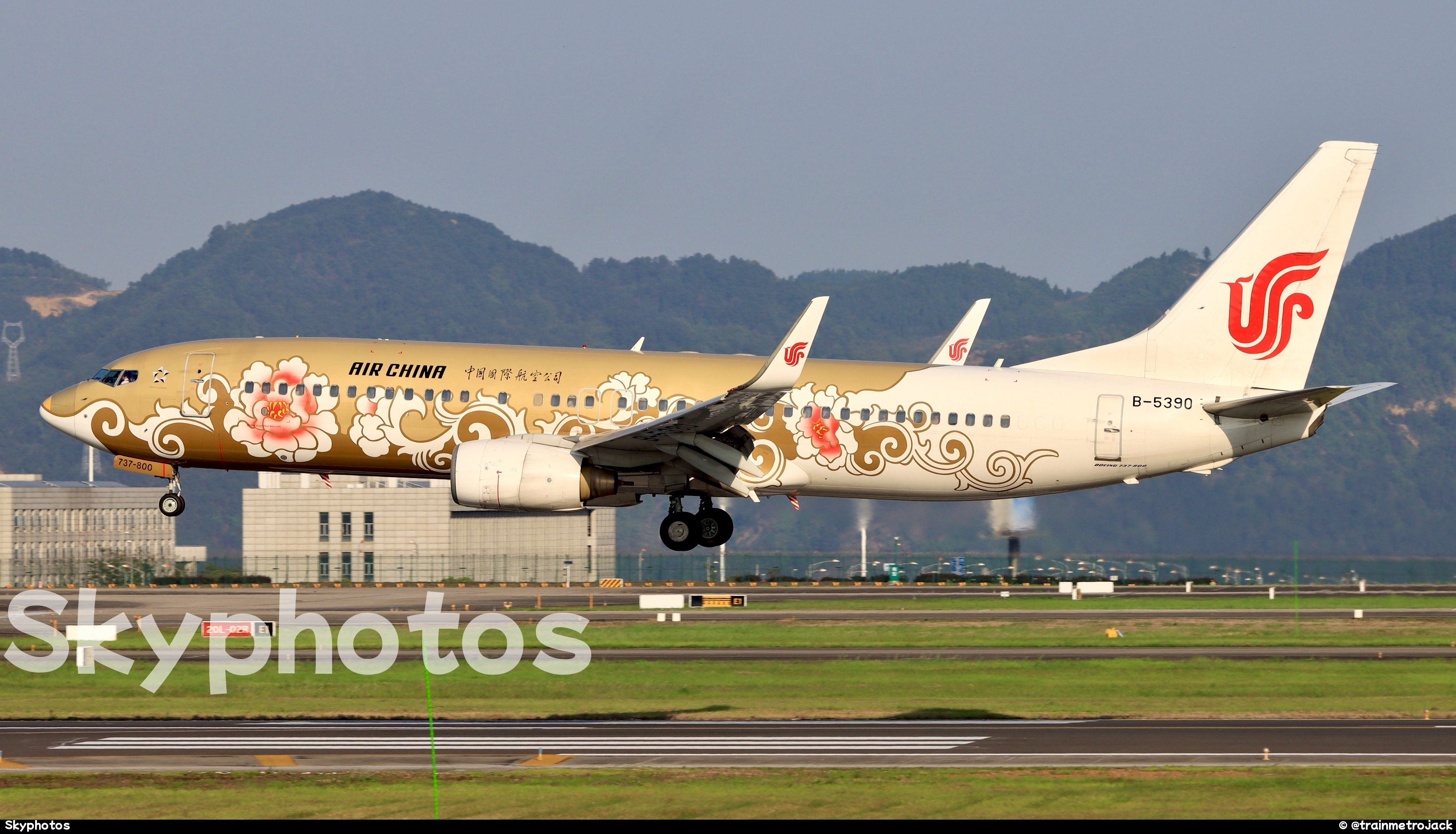 中国国际航空 B737-89L(WL)