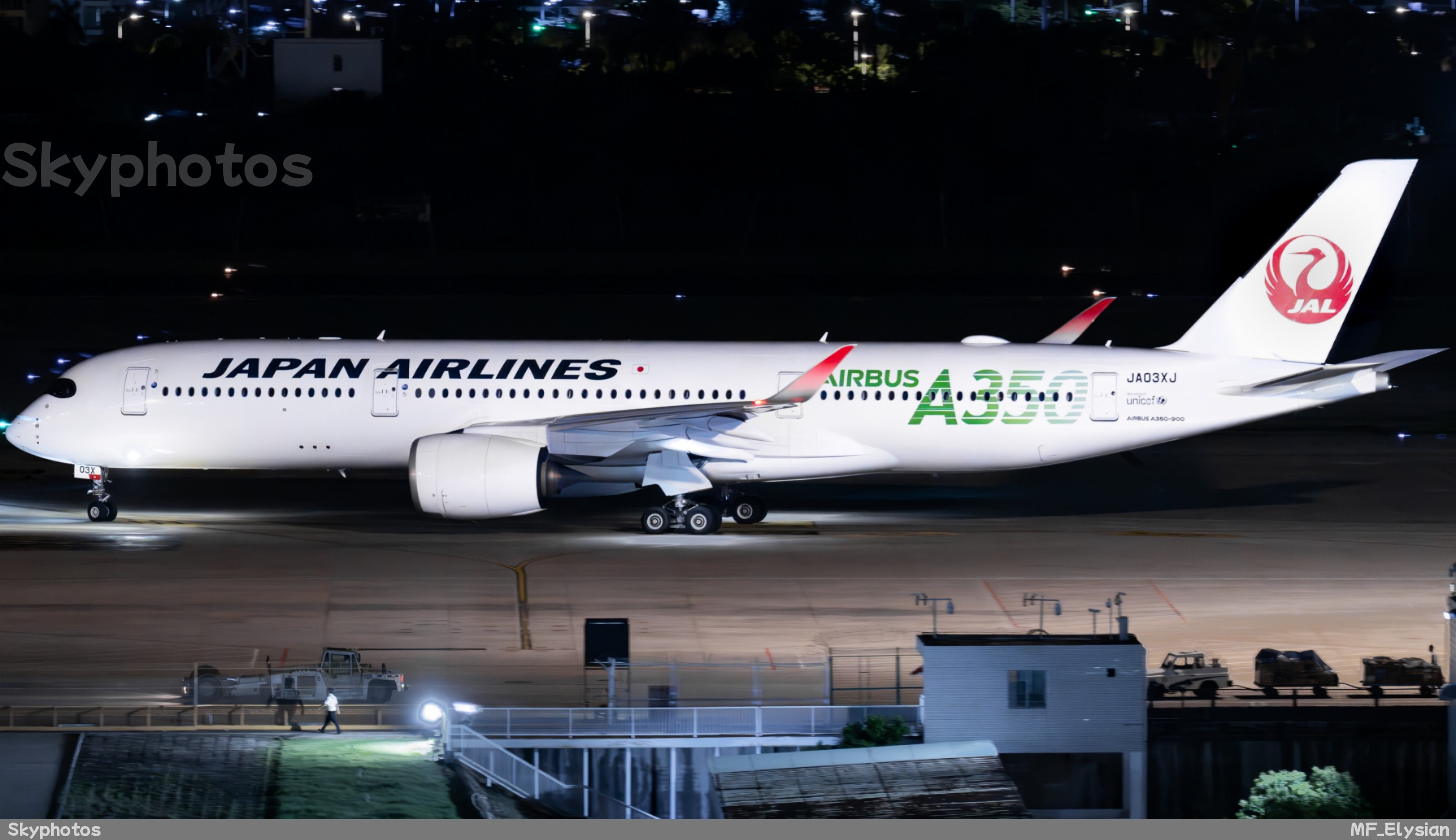 日本航空 Airbus A350-941