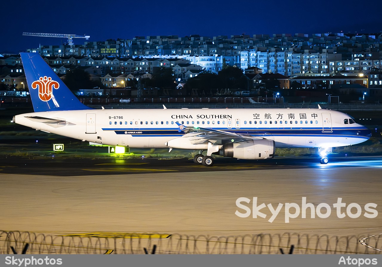 中国南方航空 Airbus A320-232