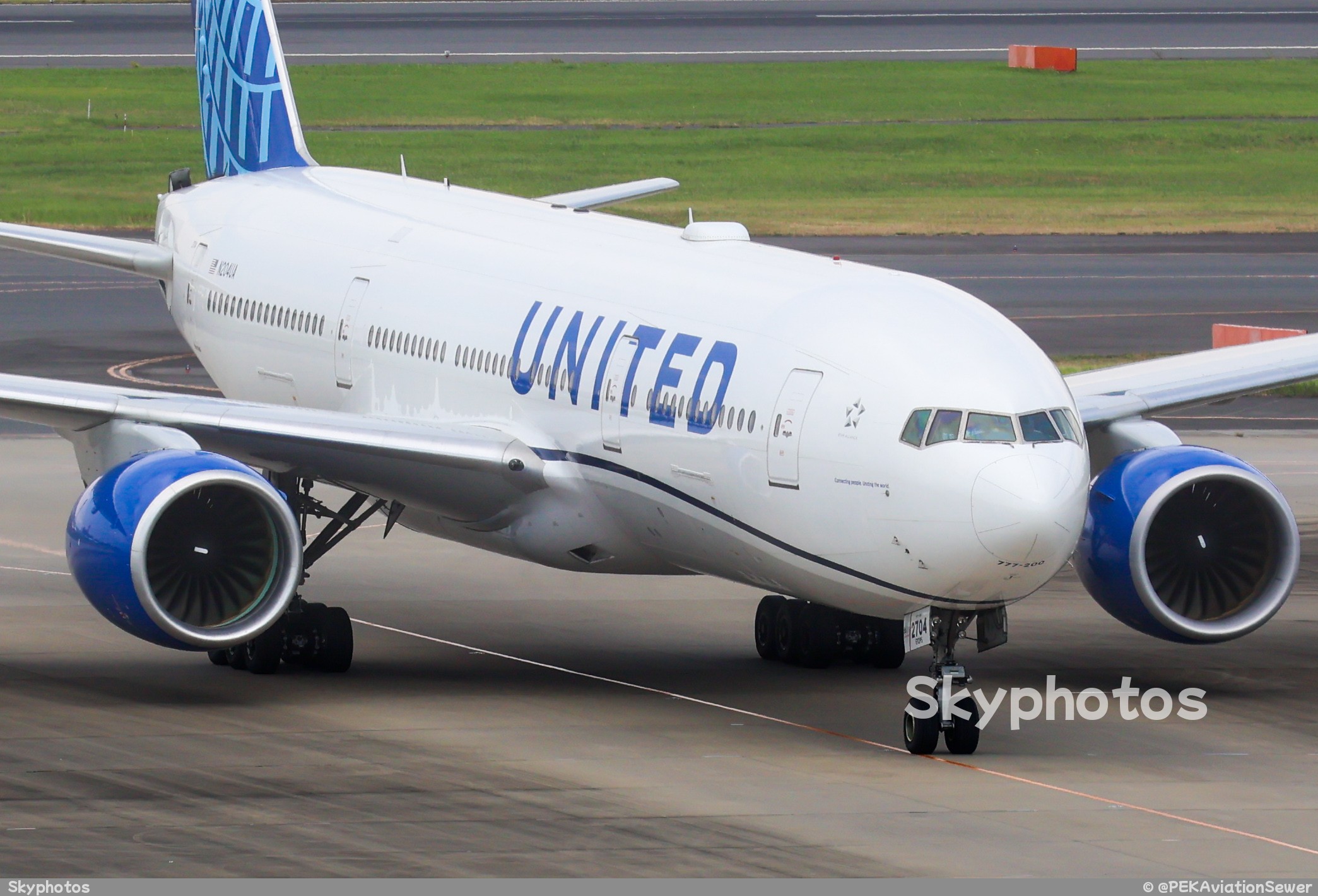 United Airlines Boeing 777-200ER