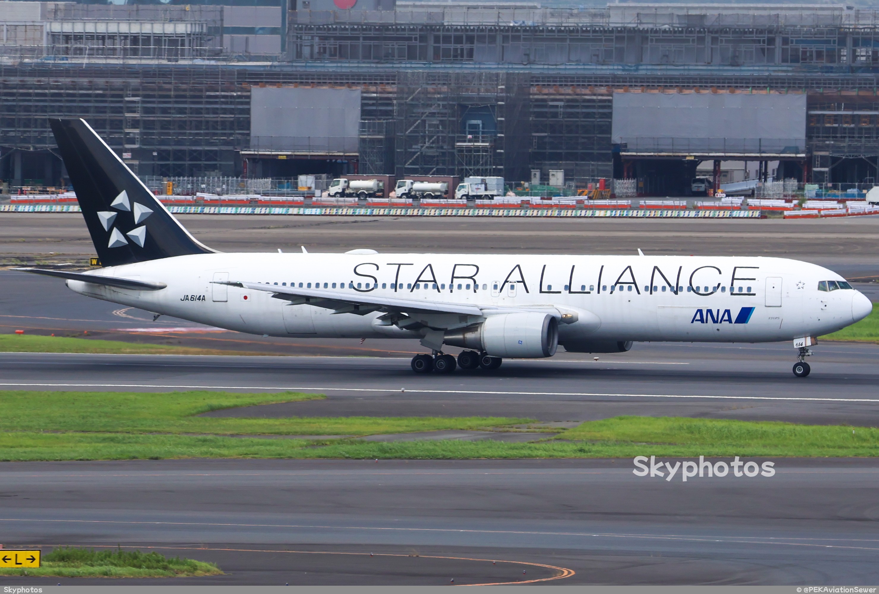 ANA Boeing 767-300ER
