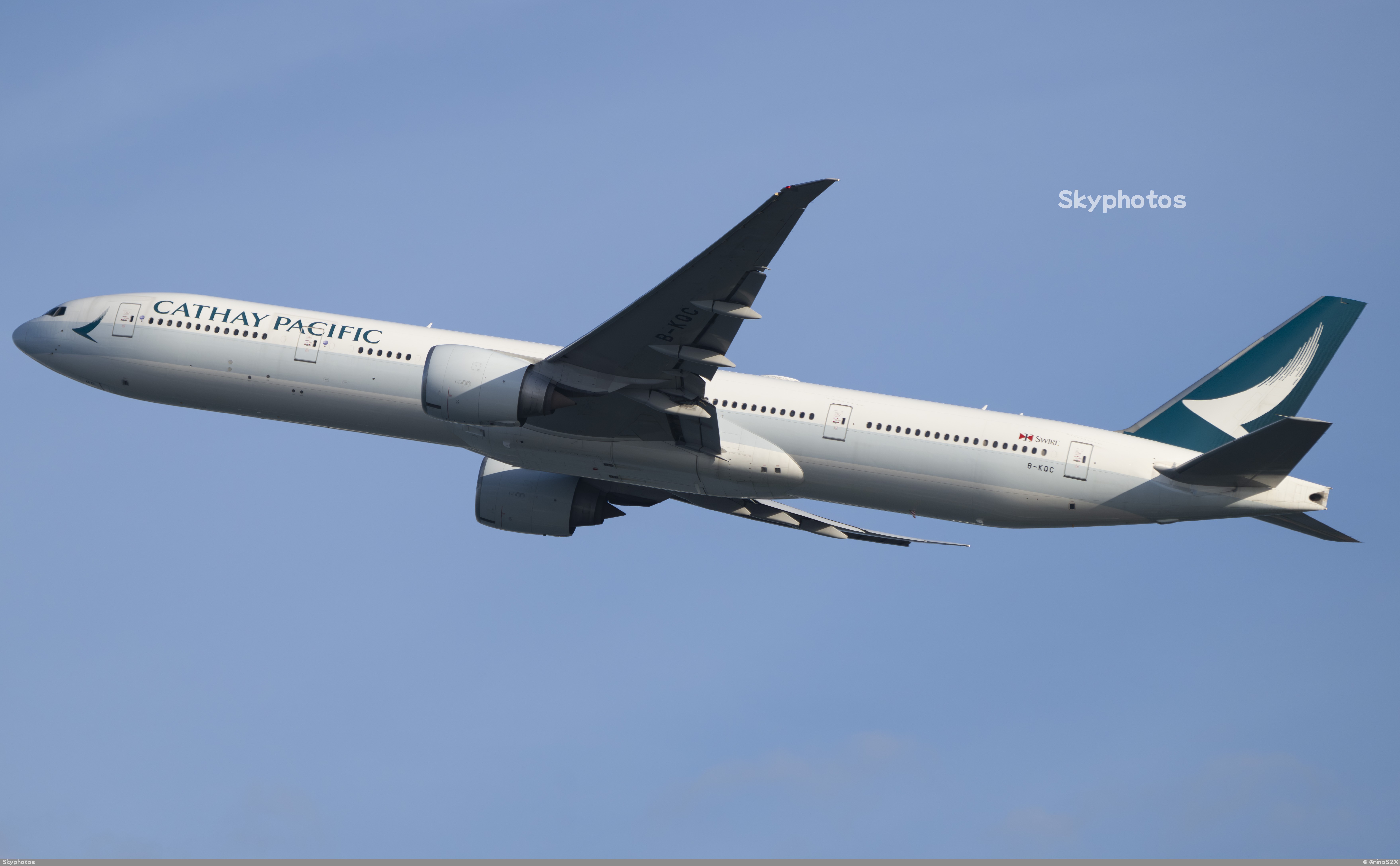 国泰航空 B777-367(ER)