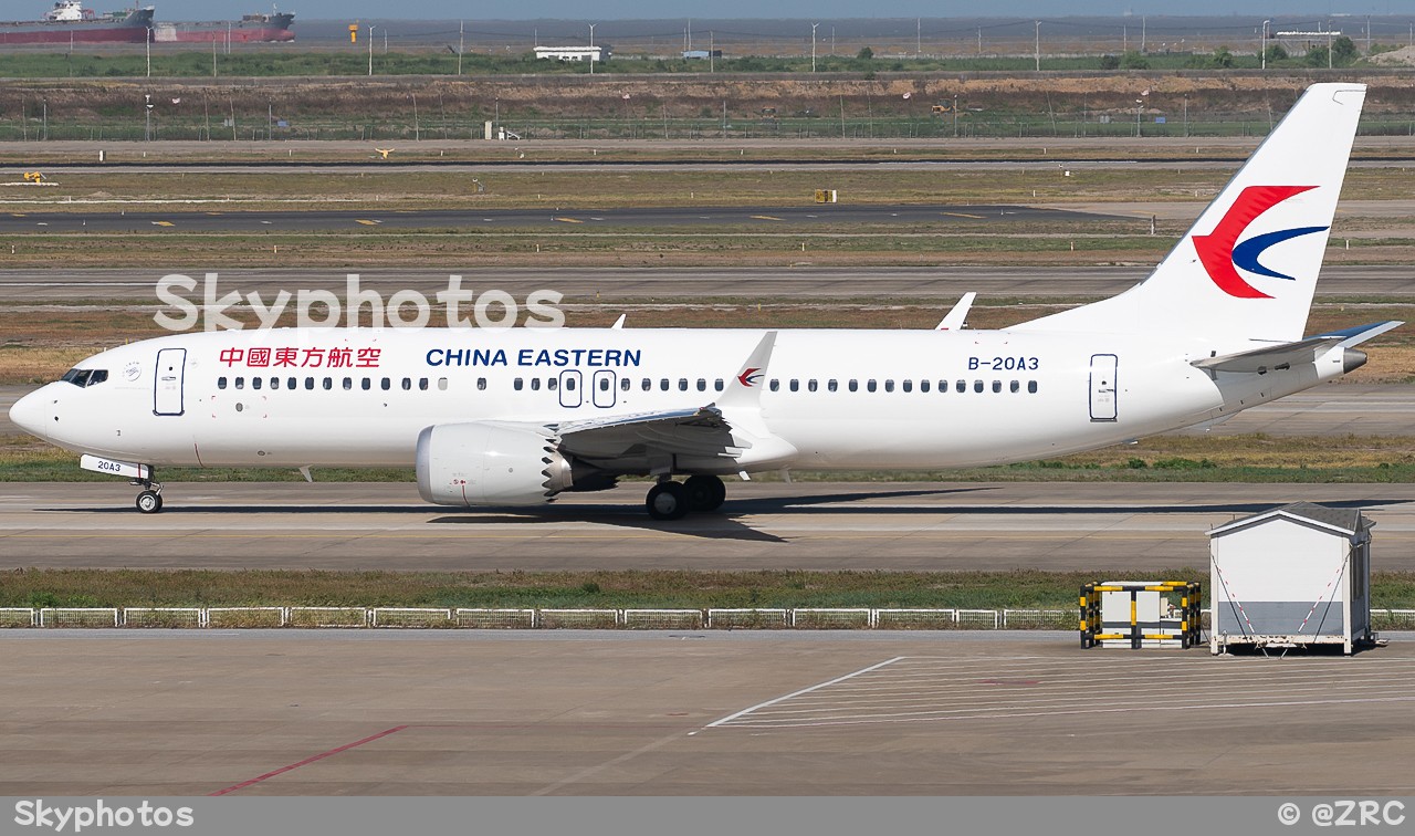 中国东方航空 B737-8