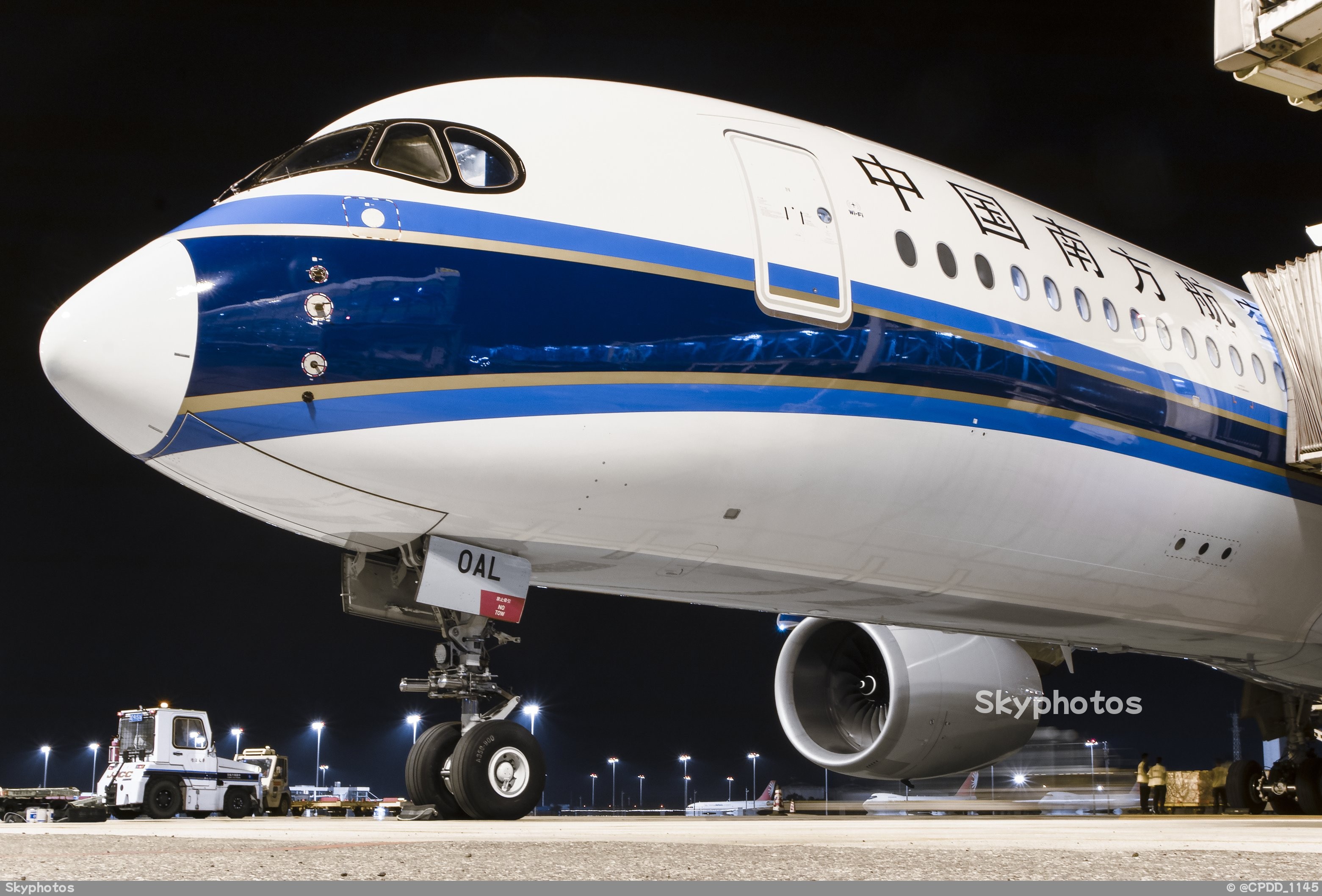 中国南方航空 A350-941