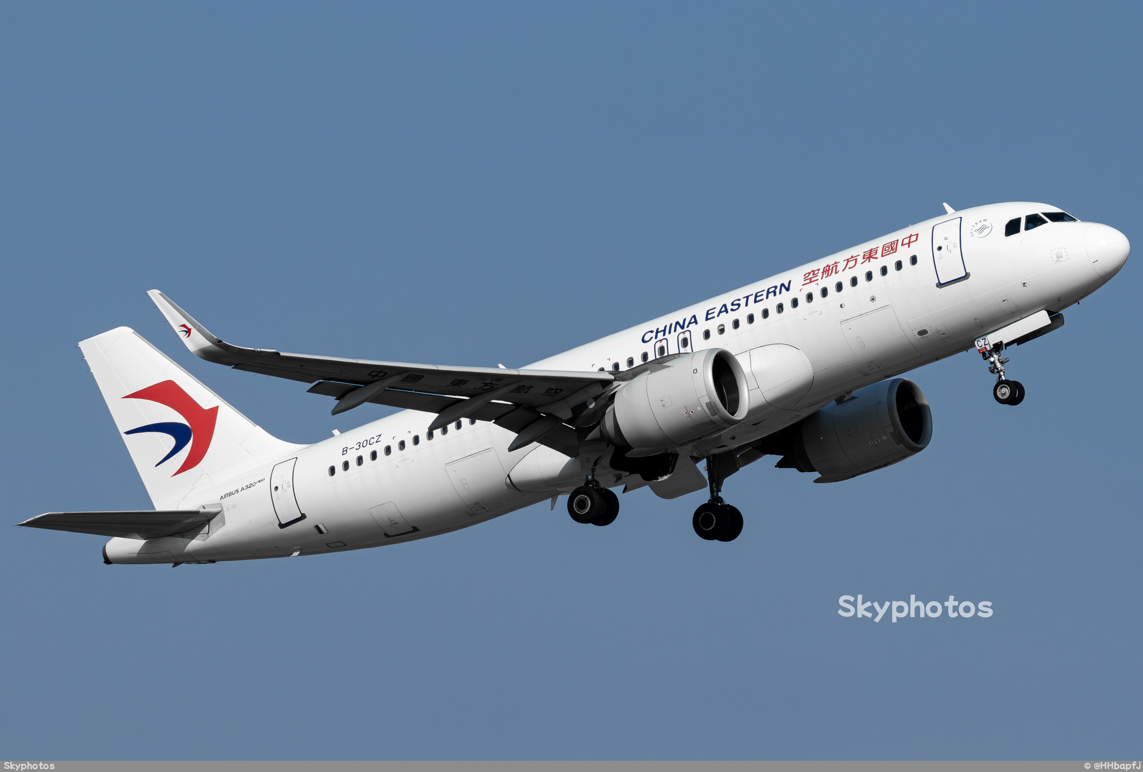 中国东方航空 A320-251N