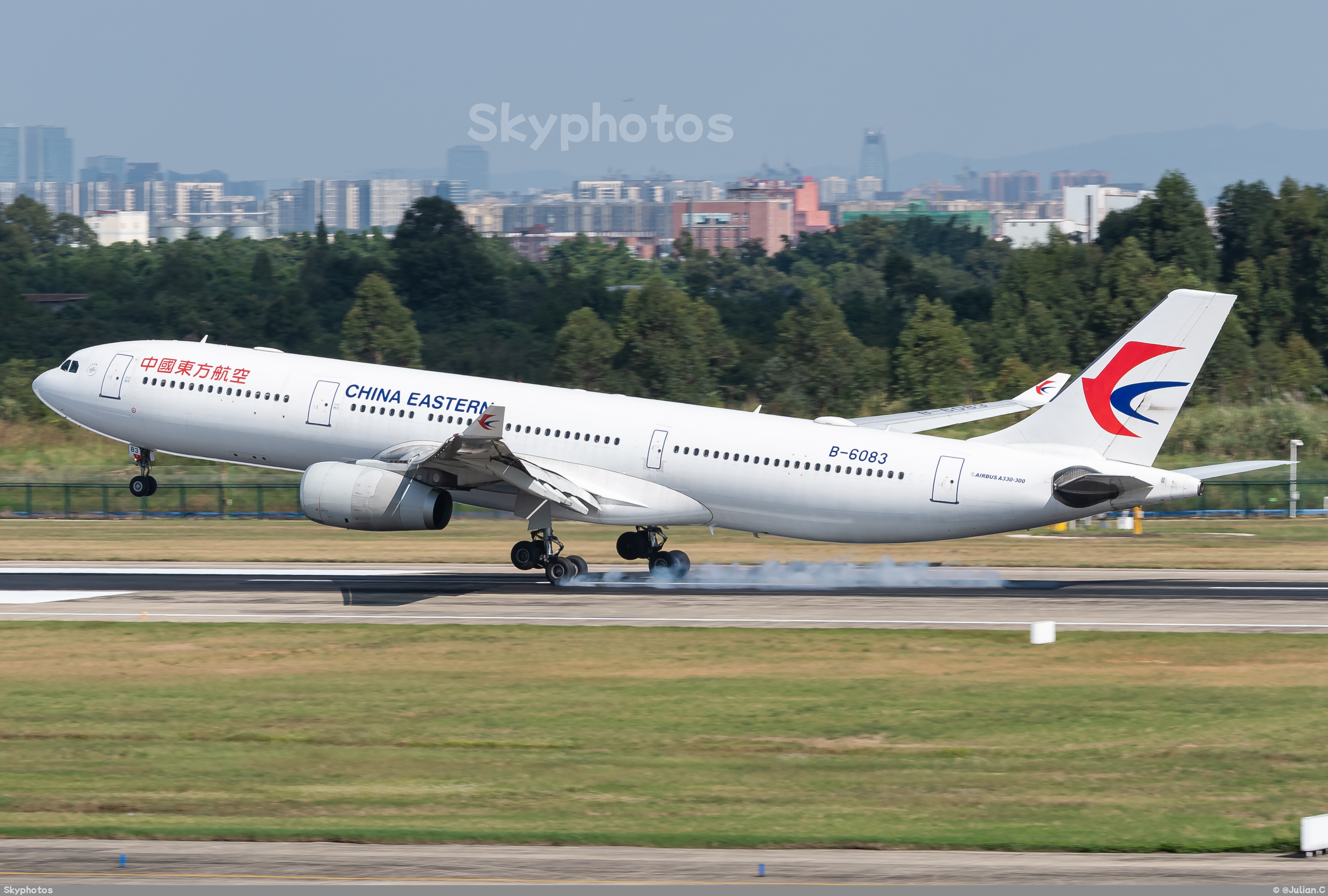 中国东方航空 A330-343X