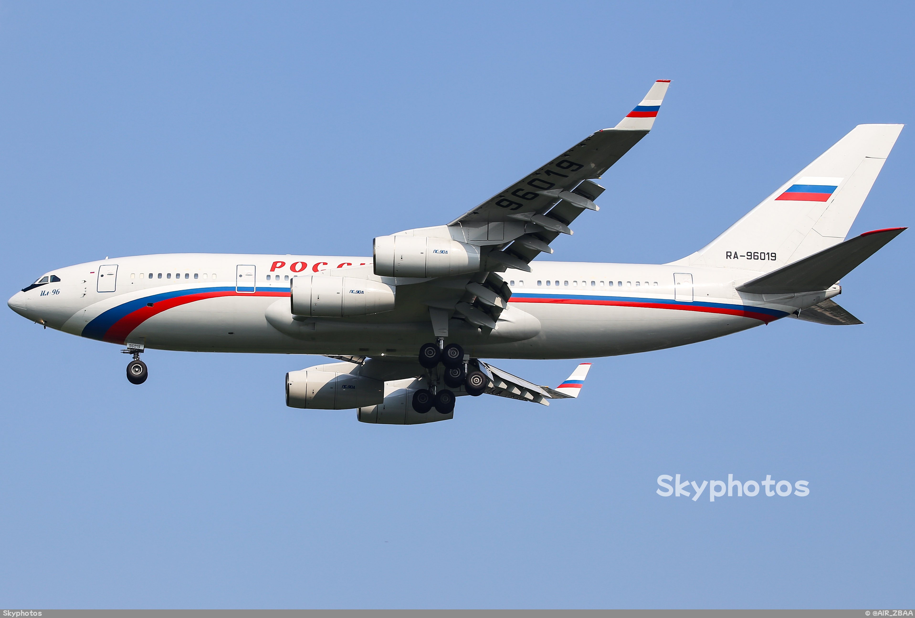 俄罗斯特别飞行队 IL96-300