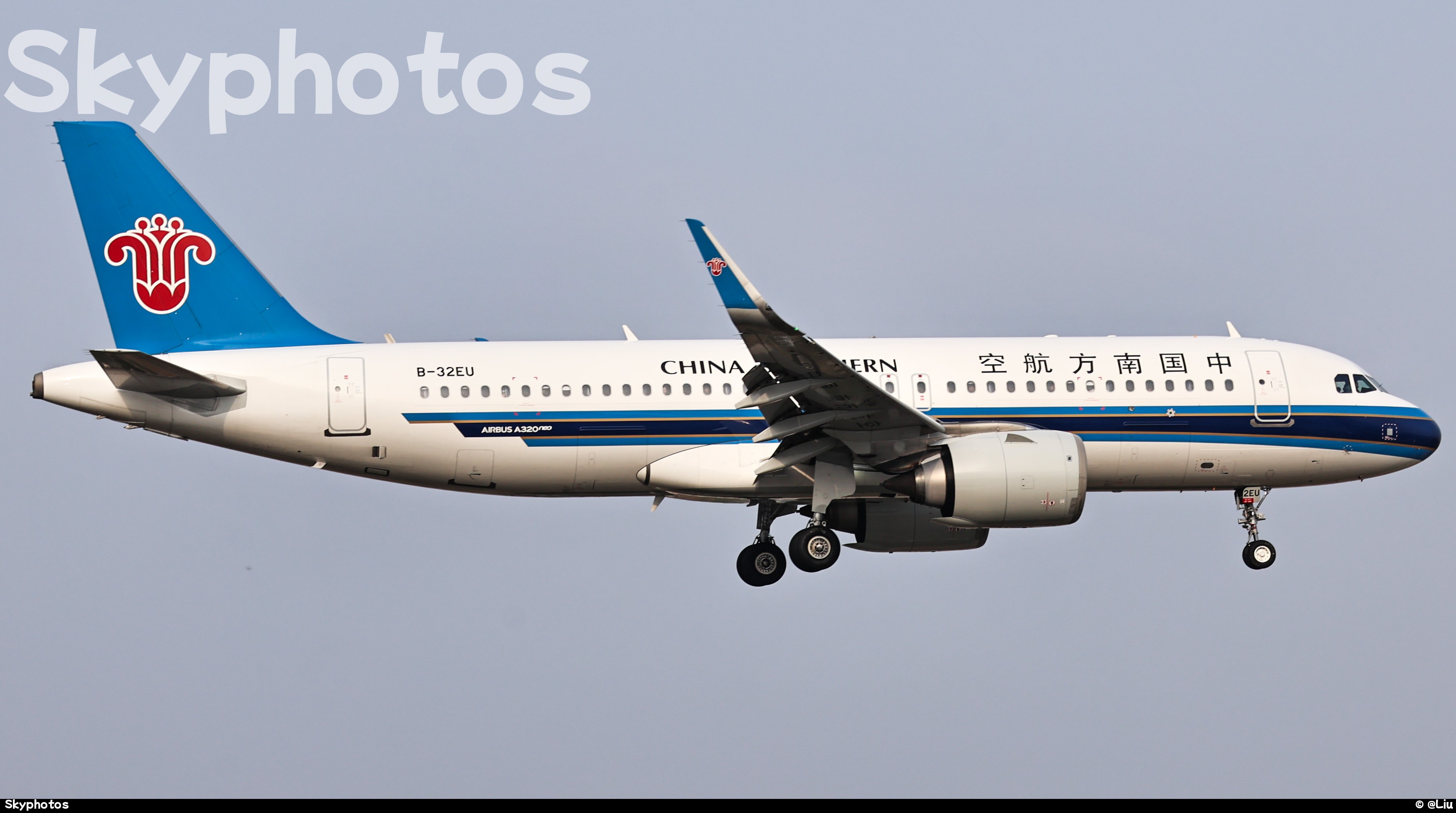 中国南方航空 A320-251N