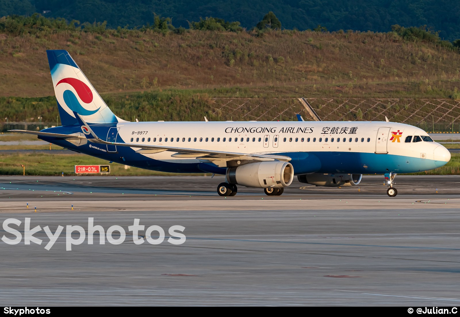 重庆航空 Airbus A320-232（WL）