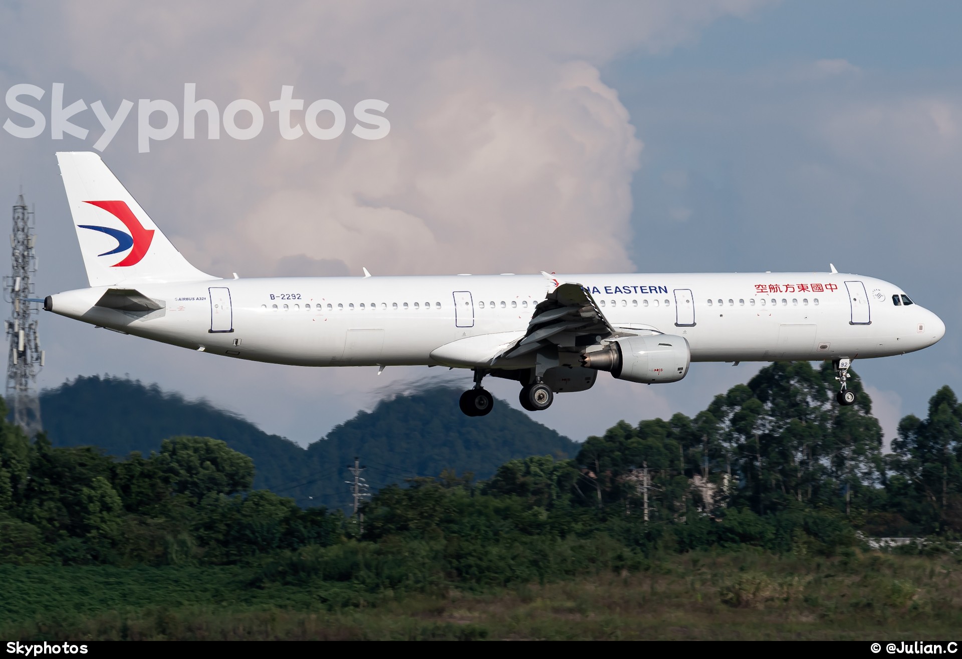 中国东方航空 Airbus A321-211