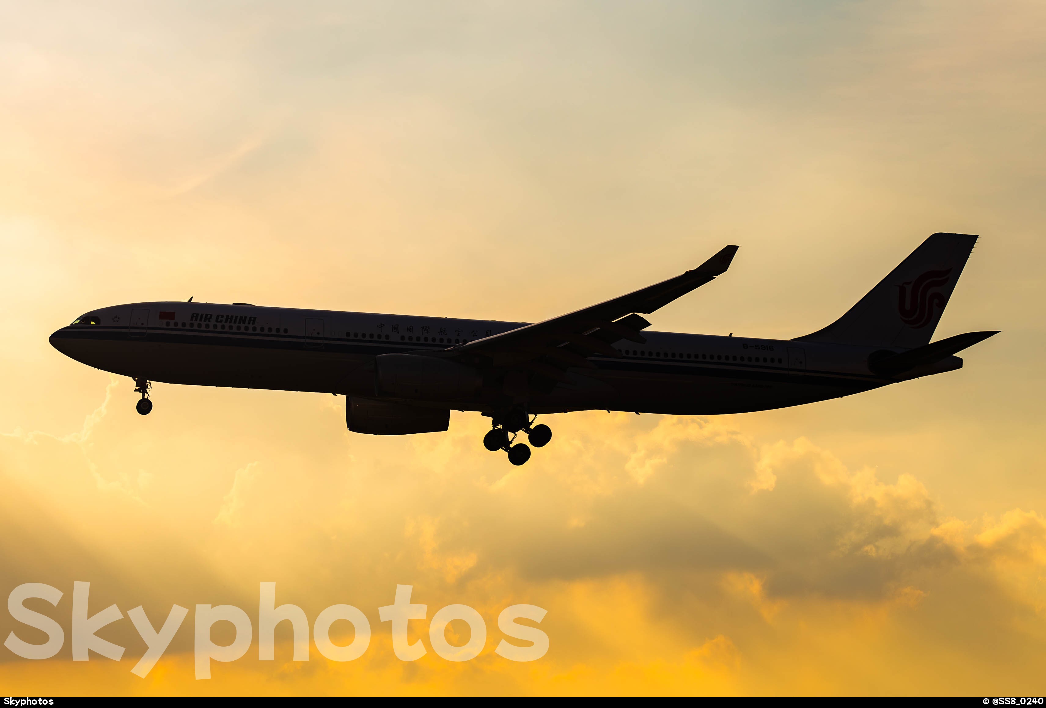 中国国际航空 A330-343X