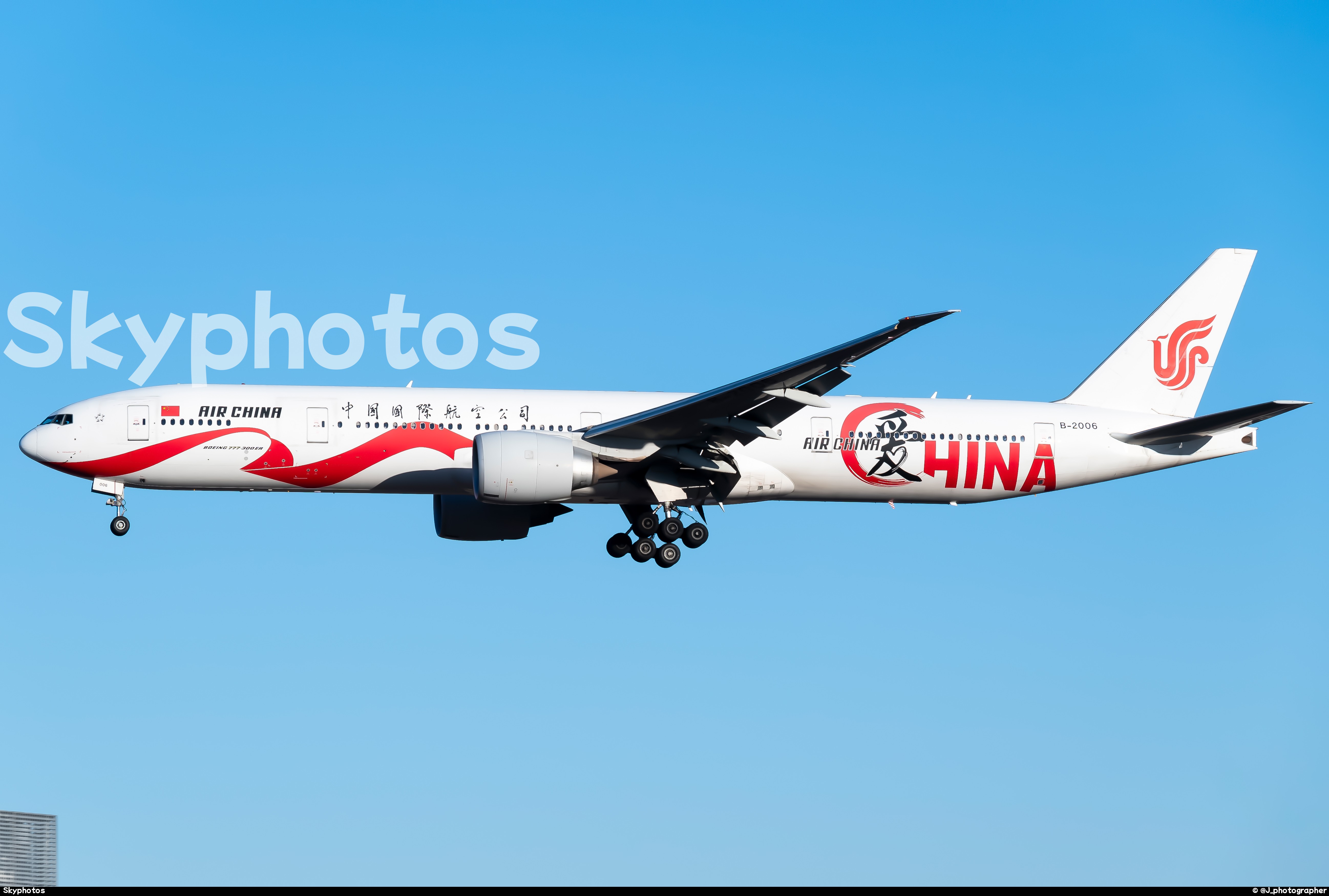 中国国际航空 B777-39L(ER)