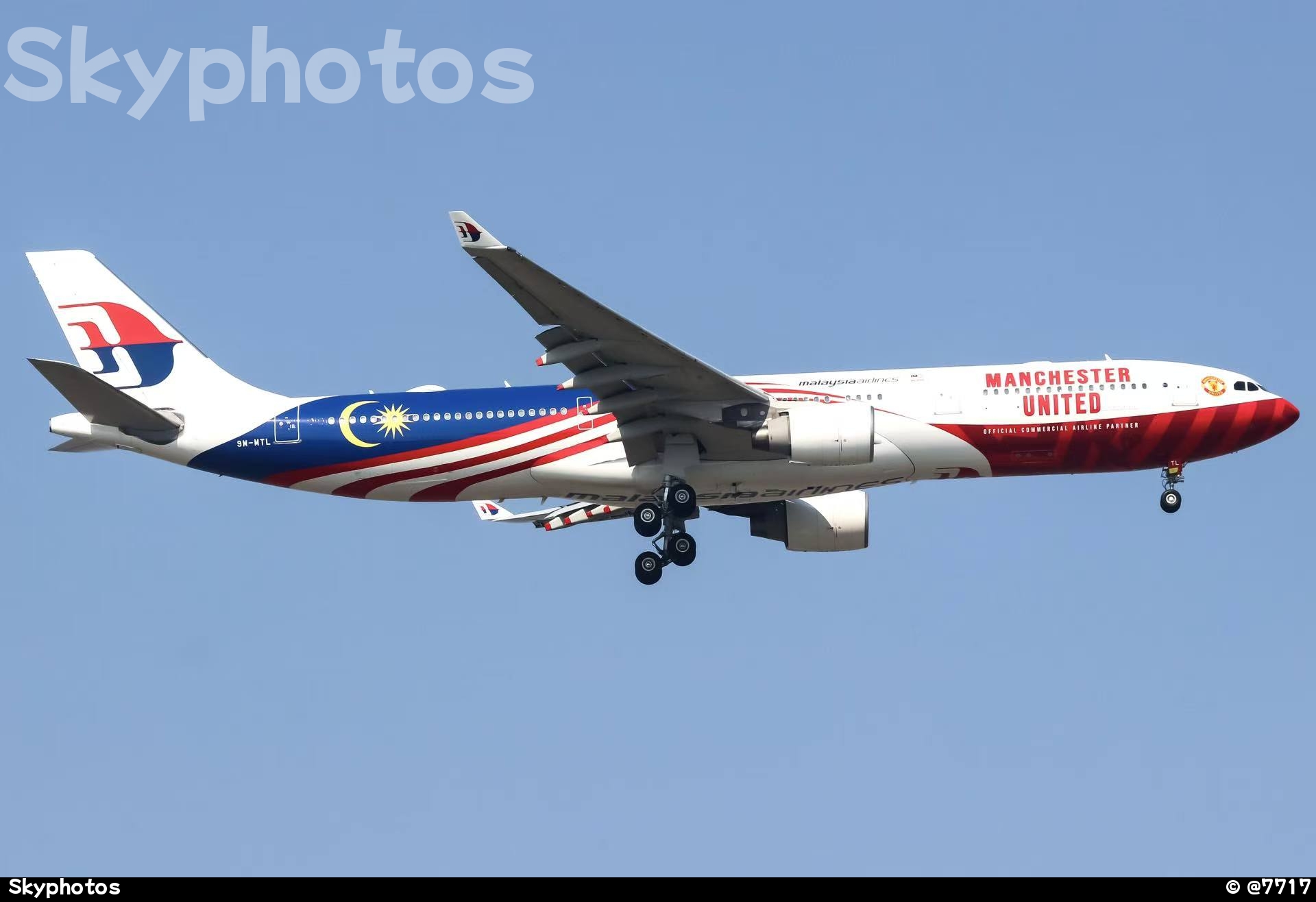 马来西亚航空 Airbus330-323